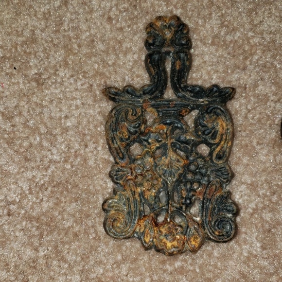 Antique miniature trivets. Used as wall decor - Picture 2 of 5